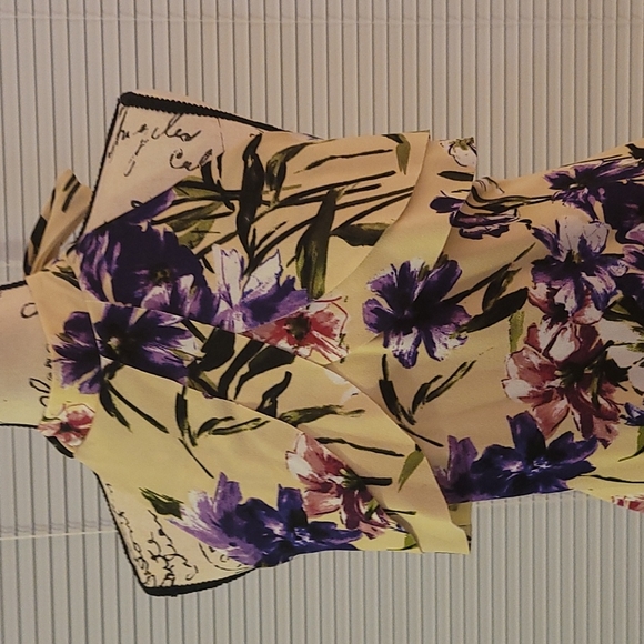 Bebe XL Yellow/Purple Floral Dress - Picture 5 of 12